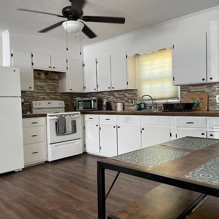 1 King/2Queen Bd Home Next To Big Park Lexington Extérieur photo