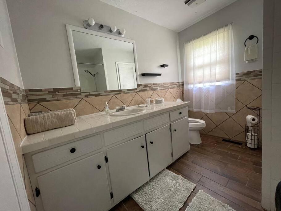 1 King/2Queen Bd Home Next To Big Park Lexington Extérieur photo